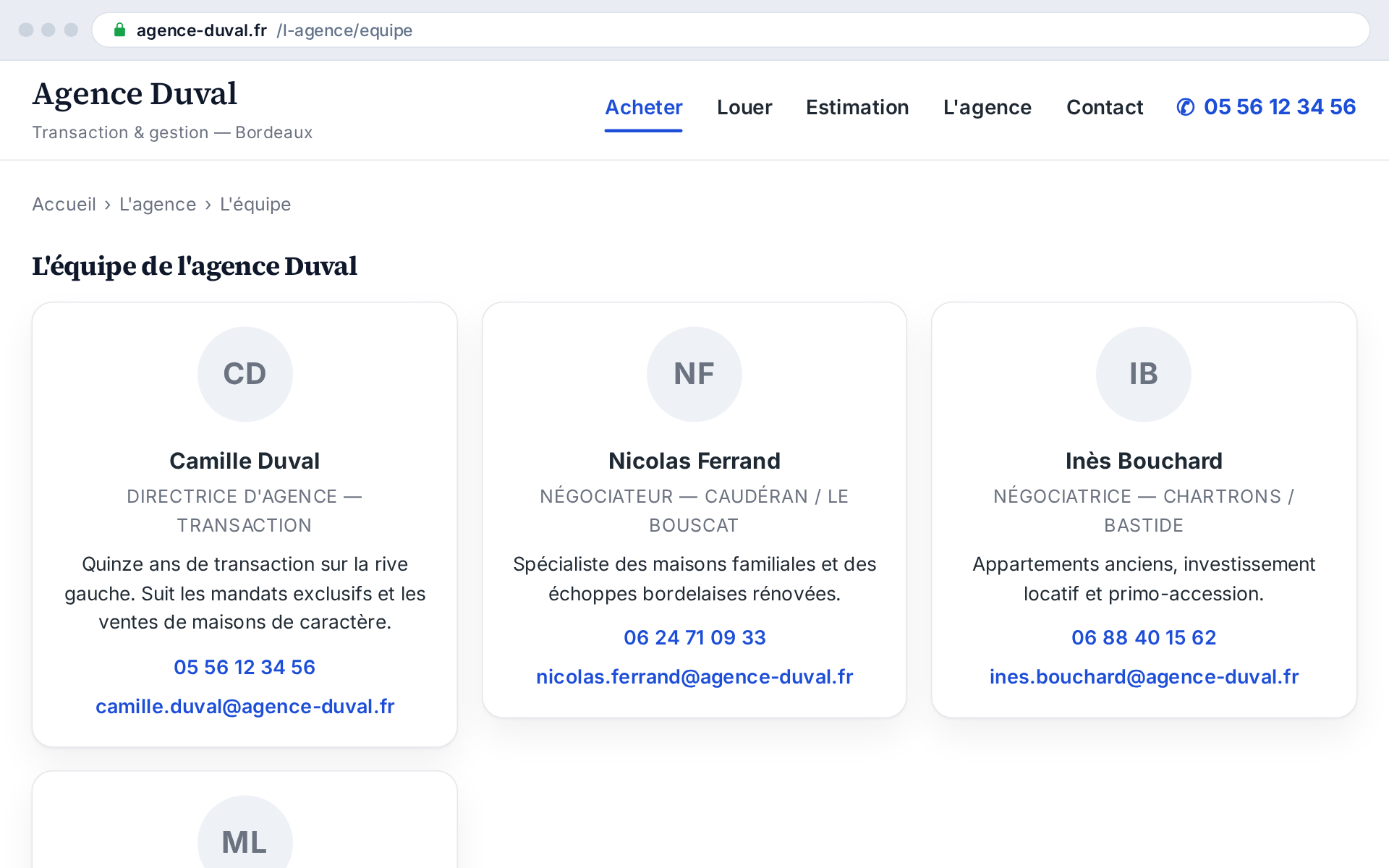 La page « L'équipe » se remplit toute seule : une fiche saisie une fois sert partout